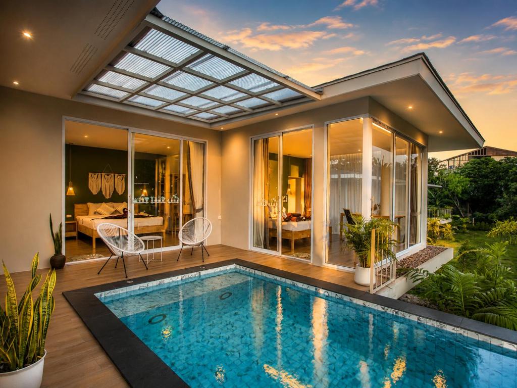 Paradise Villa - 2BR - Private Pool - Peaceful Garden - 4K SmartTV – Koh Phangan